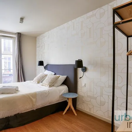02 - Pretty 4bdr Flat In Appartamento