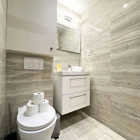 02 - Pretty 4bdr Flat In * Parigi
